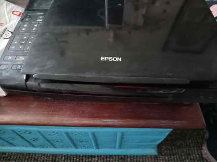 Photo of free Epson printer and scanner (Lower Morden SM4) #2