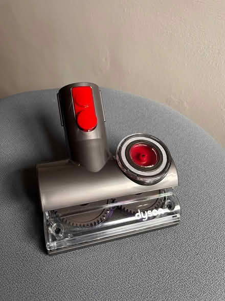 Photo of free Dyson vacuum tool (Cam GL11) #1