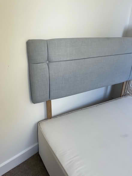 Photo of free Bed double (135 x 190 cm) (islington N1) #3