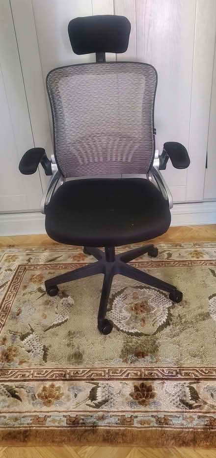 Photo of free Black Desk Chair (Low Fell NE9) #1