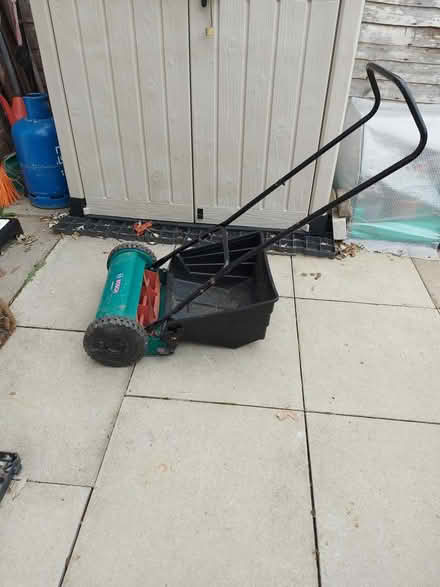 Photo of free Lawnmower (Hayling Island PO11) #1