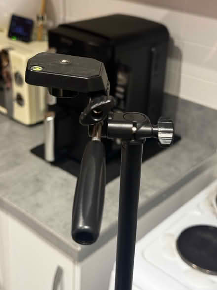 Photo of free Camera Tripod (Kidbrooke SE3 9SU) #3