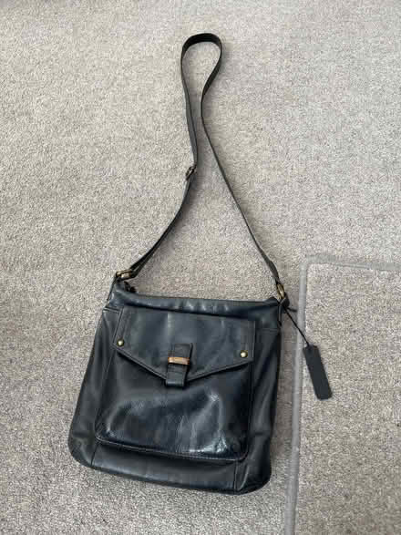 Photo of free Cross over handbag- M&S. Leather (Cambusbarron FK7) #2