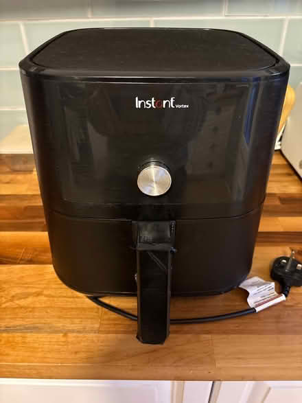 Photo of free Instant vortex air fryer (N2 9pu) #1