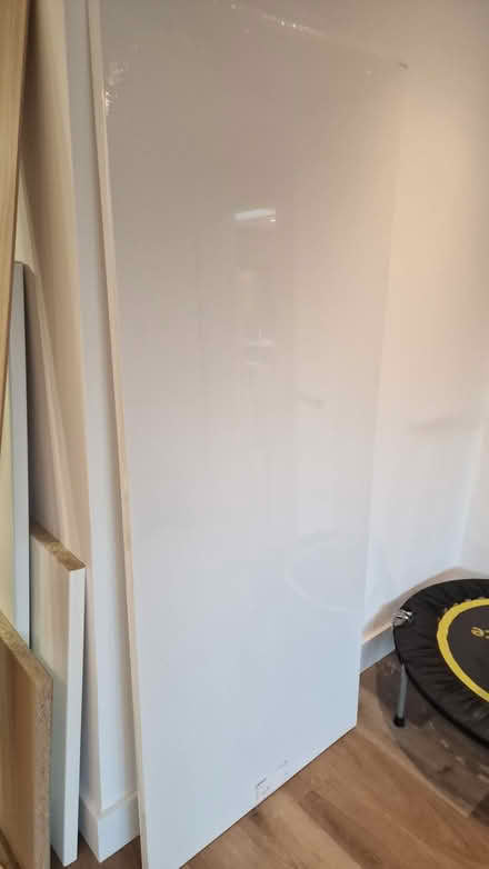 Photo of free white door brand new (Epsom KT17) #1