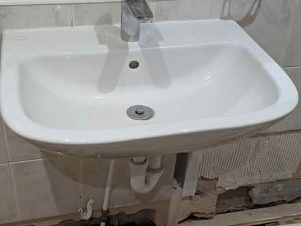Photo of free Toilet & basin set (Cuddington CW8) #2