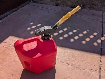 Photo of free Gas can (Gilroy (3rd and Wren Area)) #1