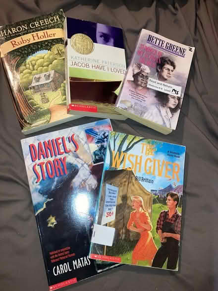 Photo of free K-8 books (Ravenna) #2