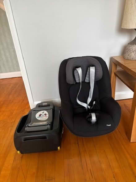 Photo of free Toddler car seat (Wokingham RG40) #1