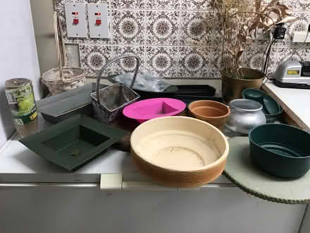 Photo of free Selection of containers for flowers and plants (BT8) #1