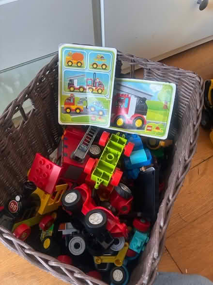Photo of free Duplo and magnetic toys (Comiston EH10) #1