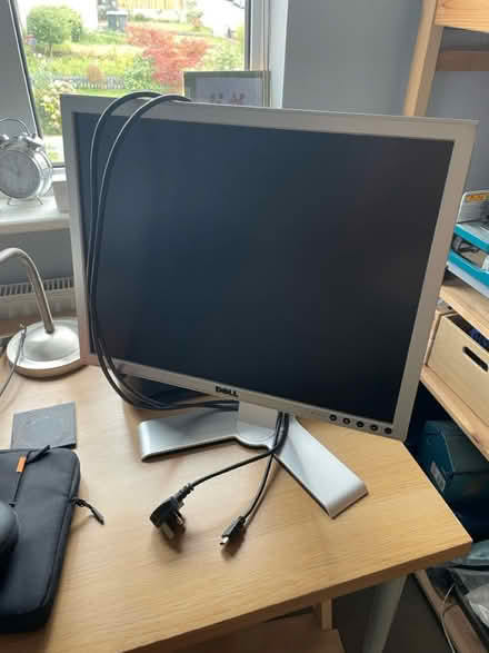 Photo of free 21 inch Dell ultrasharp screen (Sydenham SE26) #1