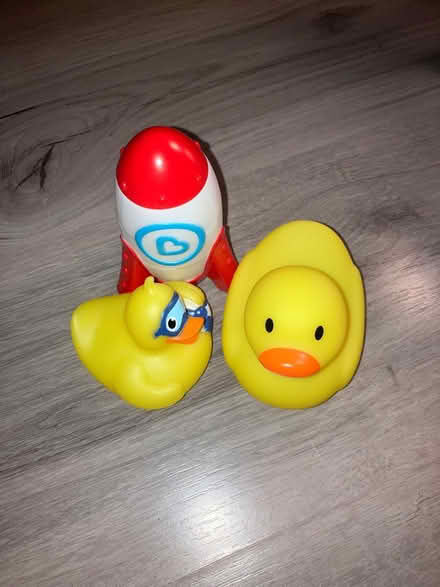 Photo of free Used bath toys- collect at PR1 4YH (Preston PR1) #1
