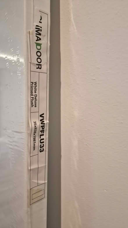 Photo of free white door brand new (Epsom KT17) #2
