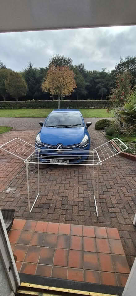 Photo of free Clothes horse (Yo15 3nu, south side) #1