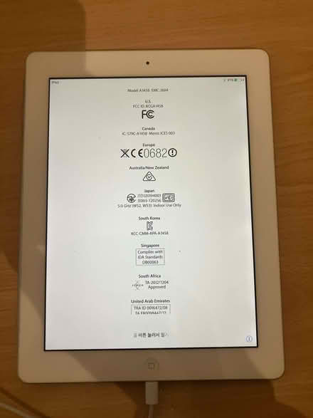Photo of free iPad 4th gen (Wi-Fi only) (Haywards Heath RH16) #1