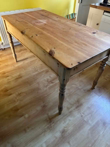 Photo of free Pine kitchen table (Knaresborough HG5) #1