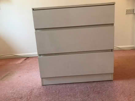Photo of free White chest of drawers, worn (New Barnet N20) #1