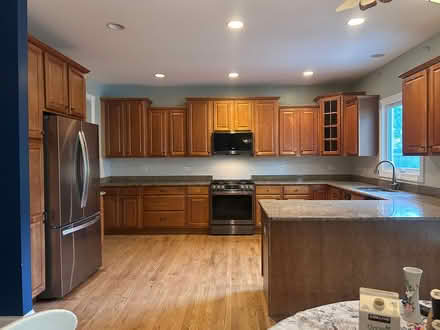 Photo of free kitchen cabinet doors (North Wheaton) #4