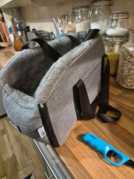 Photo of free Cat or dog carrier (Rm3 0gd) #2