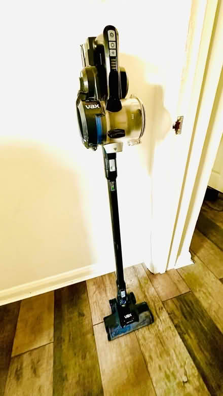 Photo of free VAX Cordless Vacuum Cleaner (Isleworth) #2