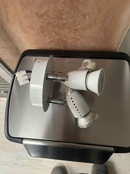 Photo of free Ceiling light (Wigston Leicester LE18) #2