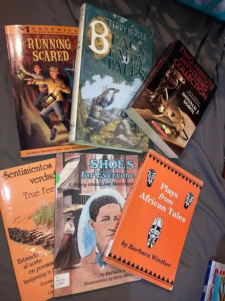 Photo of free K-8 books (Ravenna) #1