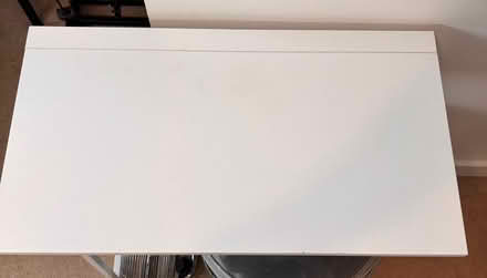 Photo of free White desk (CR7) #2