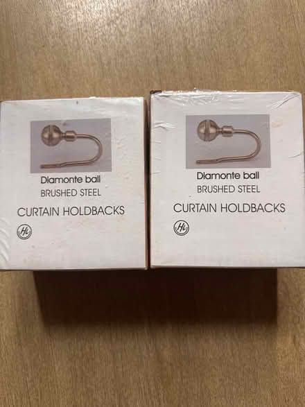 Photo of free Curtain holdbacks (CR7) #1