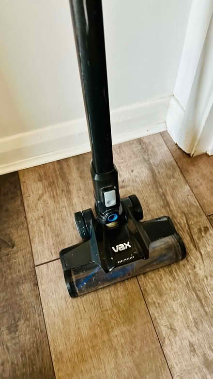 Photo of free VAX Cordless Vacuum Cleaner (Isleworth) #4