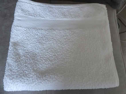 Photo of free 3 large white towels (Battle TN33) #2