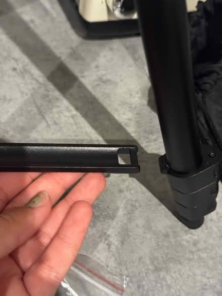 Photo of free Camera Tripod (Kidbrooke SE3 9SU) #2