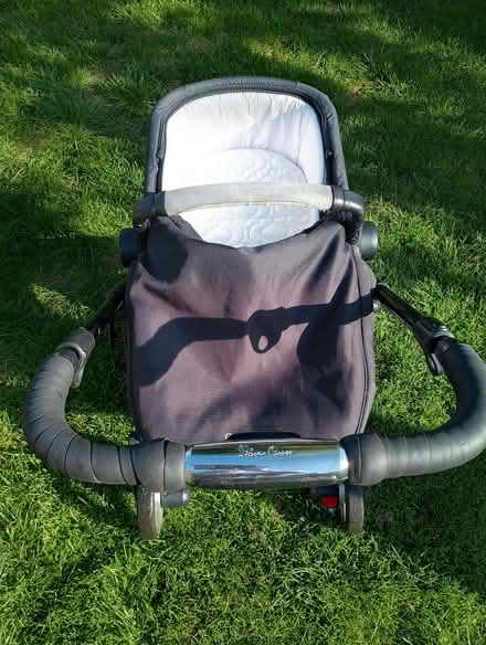 Photo of free Silver Cross Pram with cot and seat (Assarts Farm Estate NG16) #2