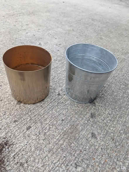 Photo of free Gold and silver pot liners (63rd& main, DG) #1