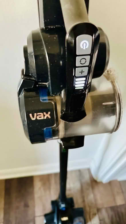 Photo of free VAX Cordless Vacuum Cleaner (Isleworth) #3