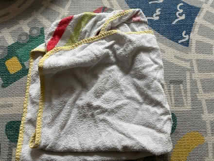 Photo of free Baby muslins, sheets, sleeping bag (Sydenham, SE26) #4