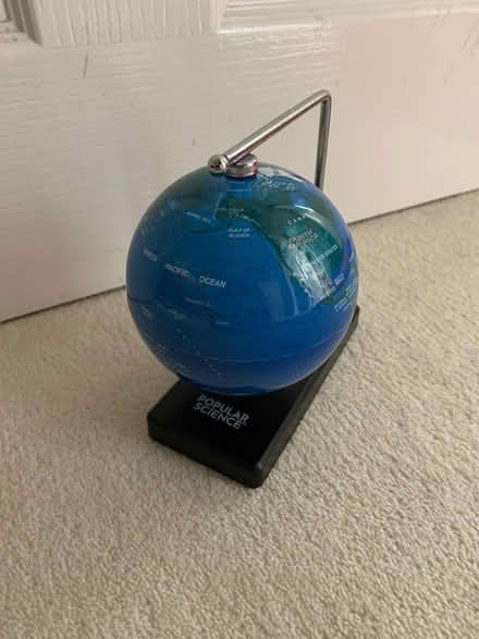 Photo of free Popular Science Globe (East Morton BD20) #2