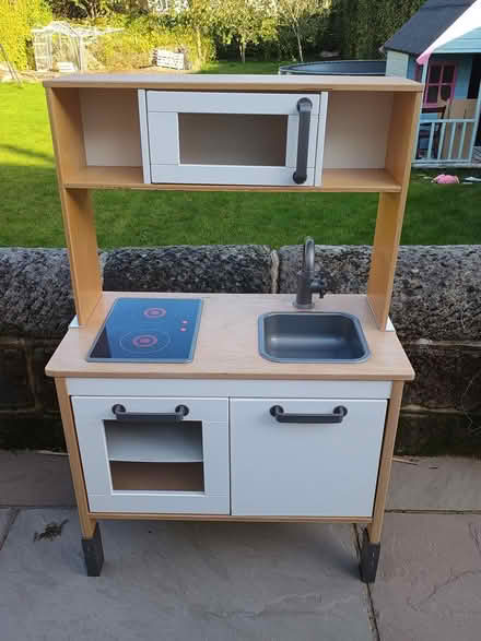 Photo of free IKEA kitchen with accessories (LS16 Adel) #1