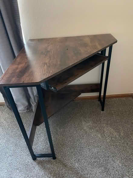 Photo of free Small corner desk (Broomfield) #1