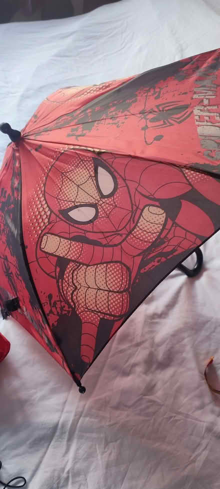 Photo of free spiderman umbrella kids (Walton) #2