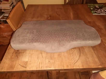 Photo of free Memory Foam Shaped Pillow (Tw9 4lh) #1