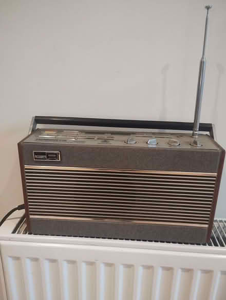 Photo of free Radio (not DAB) (Summertown OX2) #1