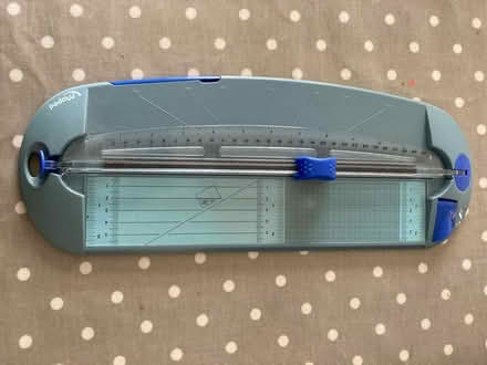 Photo of free Maped paper cutter for photographs (Kingsway) #1