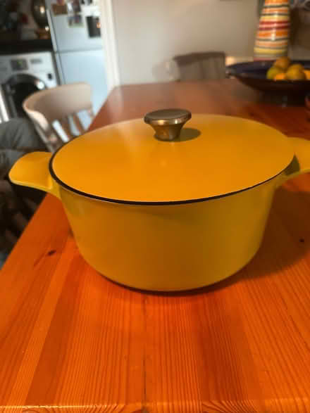 Photo of free Cooking pot (Southborough TN4) #1
