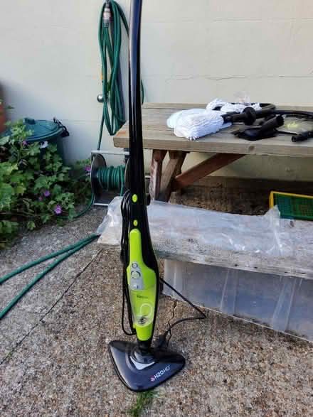 Photo of free H2O HD Steam mop (Redhill RH1) #1