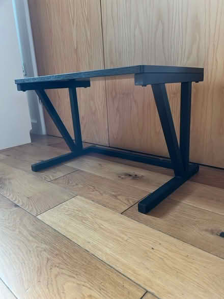 Photo of free Free standing shelf (Mornington Crescent NW1) #2