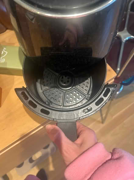Photo of free Mini air fryer (E2 8ab) #2