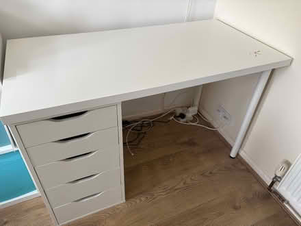 Photo of free IKEA desk (Sydenham) #1