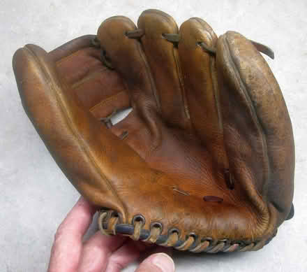 Photo of free Baseball glove (S.E. of Caledon Village) #1