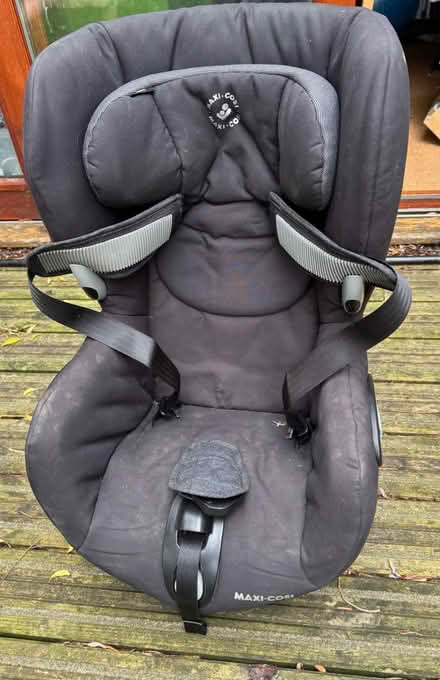 Photo of free Maxi Cosi Car Seat (OX2) #2